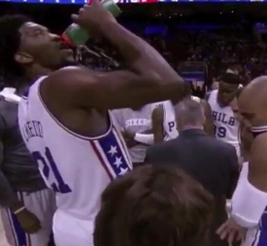 山东莱芜发生山火 有向泰山蔓延趋势:足球赌注软件(图3) 足球赌注软件APP