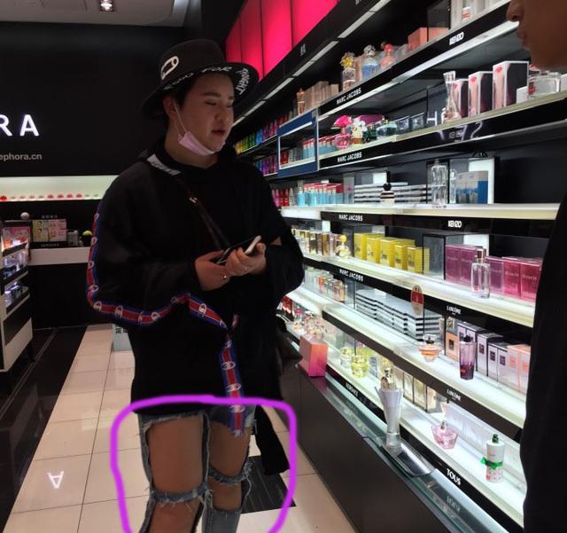 十大足球赌注软件：外卖小哥齐用百度有钱 排队报名学习安卓开发