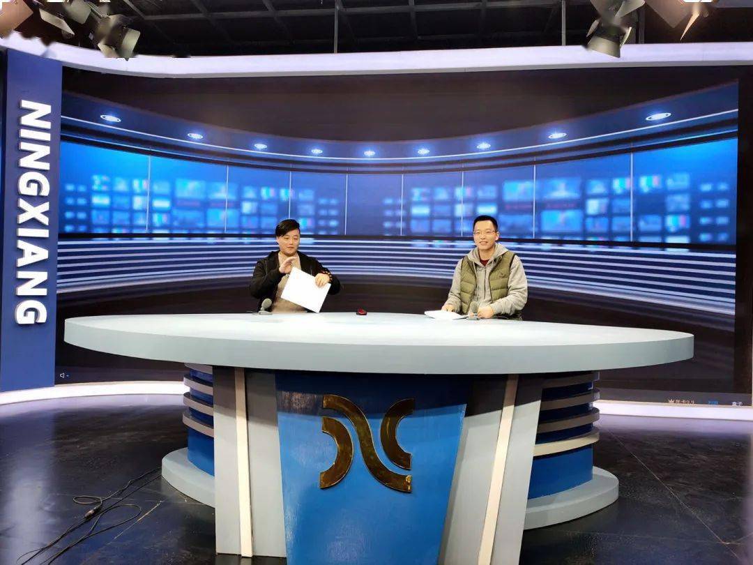 为流量宁乡、网红宁乡聚势赋能!宁乡新媒体走进市融媒体中心、智慧宁乡观光学习_足球赌注软件APP(图5)
为流量宁乡、网红宁乡聚势赋能!宁乡新媒体走进市融媒体中心、智慧宁乡观光学习_足球赌注软件APP(图5)